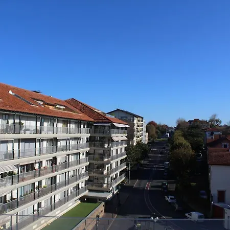 Gambetta 2 Avec Les Cles De Jean De Luz *